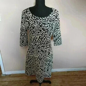 Taylor Woman Fit n Flare Dress Size 12 Scoop Neck 3/4 Sleeve Rear Zipper